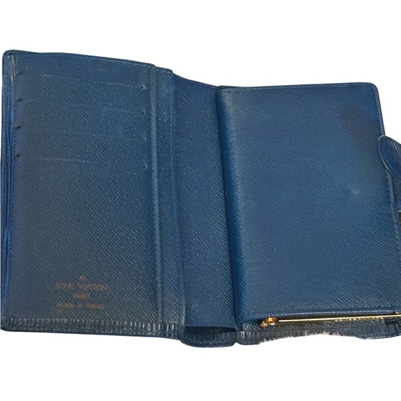 Louis Vuitton Epi Porte Monnaie Viennois Wallet in Toledo Blue - Picture 12 of 14
